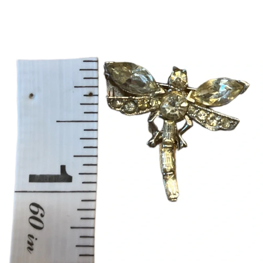 Clear Rhinestone Dragonfly Brooch - Picture 3 of 3